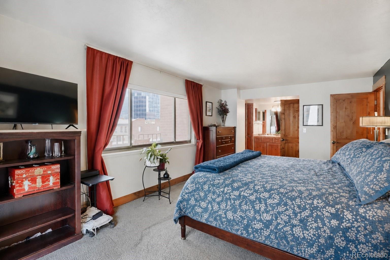 MLS Image #10 for 1551  larimer street,denver, Colorado