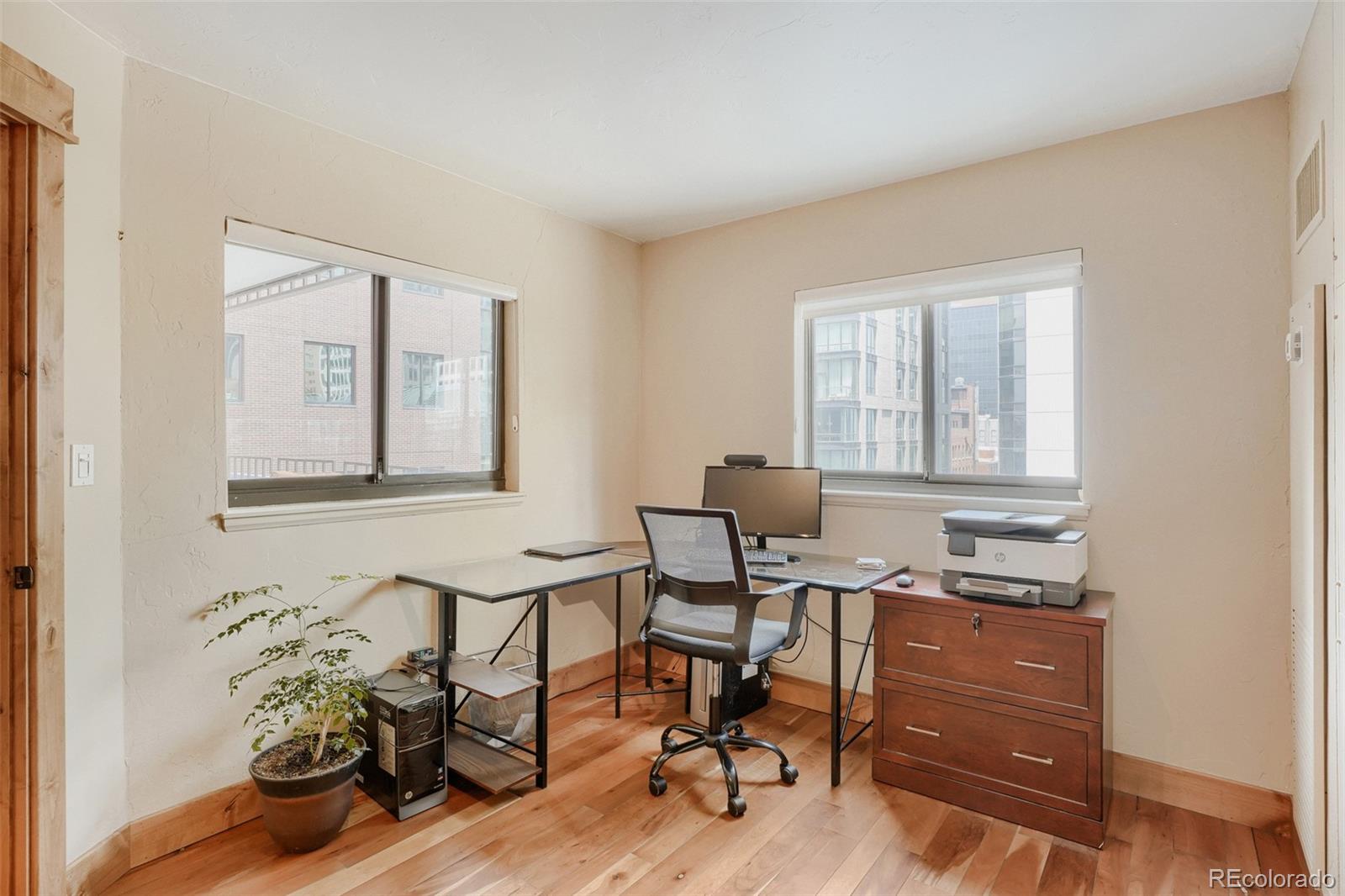 MLS Image #13 for 1551  larimer street,denver, Colorado
