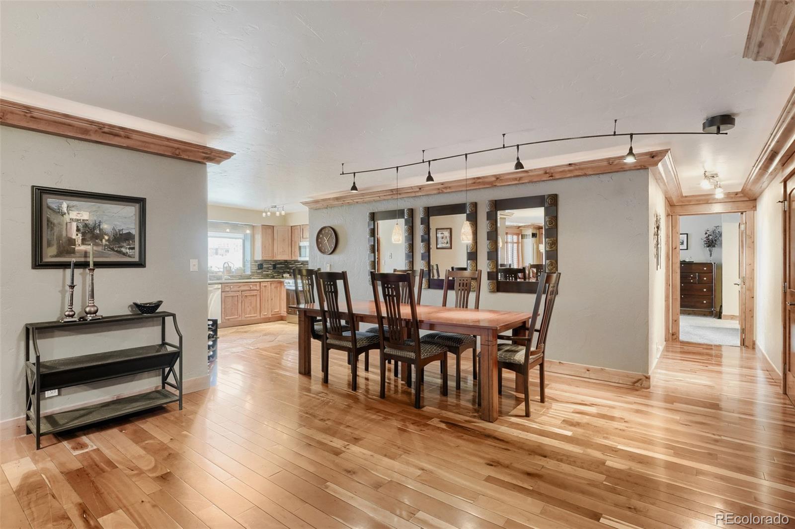 MLS Image #4 for 1551  larimer street,denver, Colorado