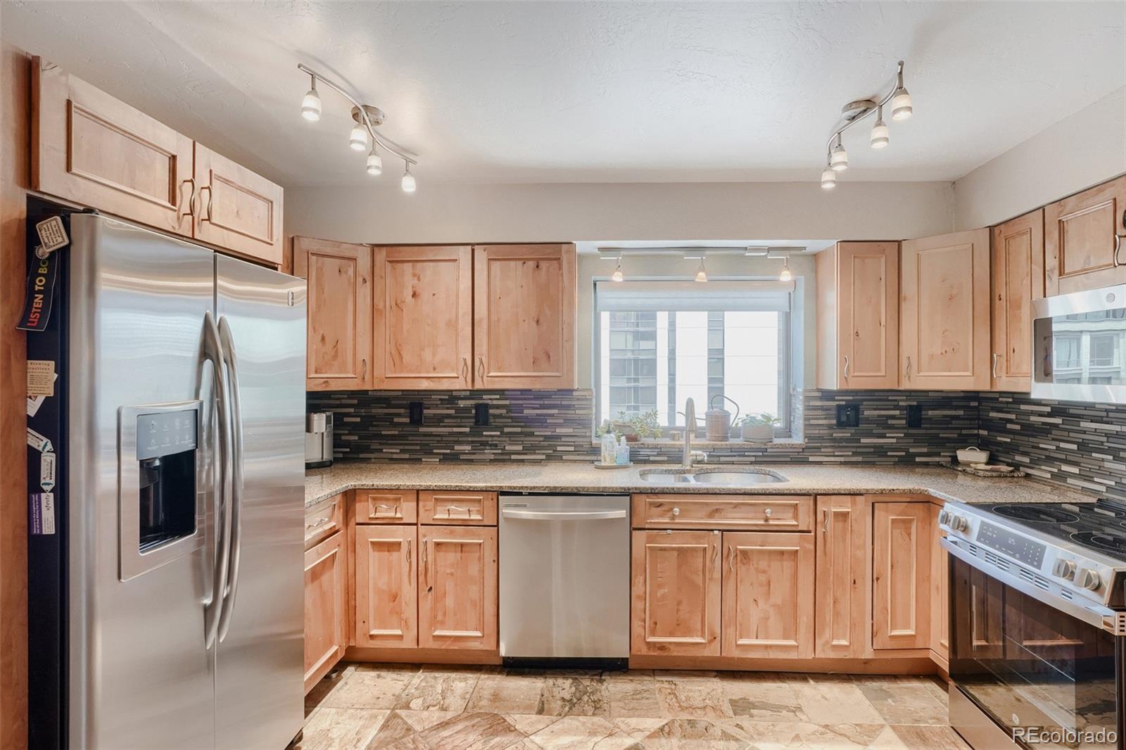 MLS Image #6 for 1551  larimer street,denver, Colorado