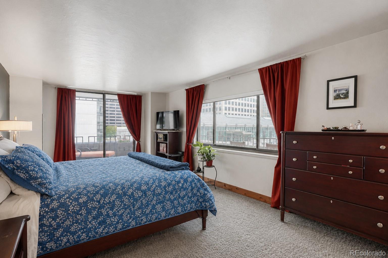 MLS Image #9 for 1551  larimer street,denver, Colorado