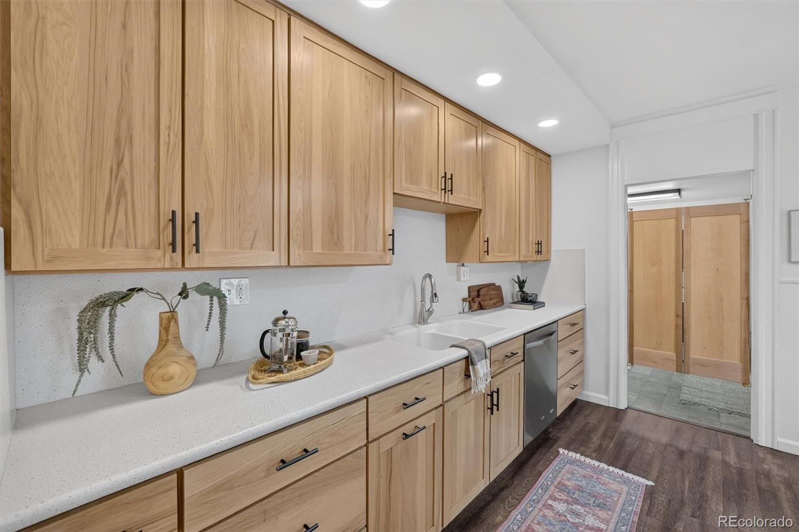 MLS Image #13 for 4044  shoshone street,denver, Colorado