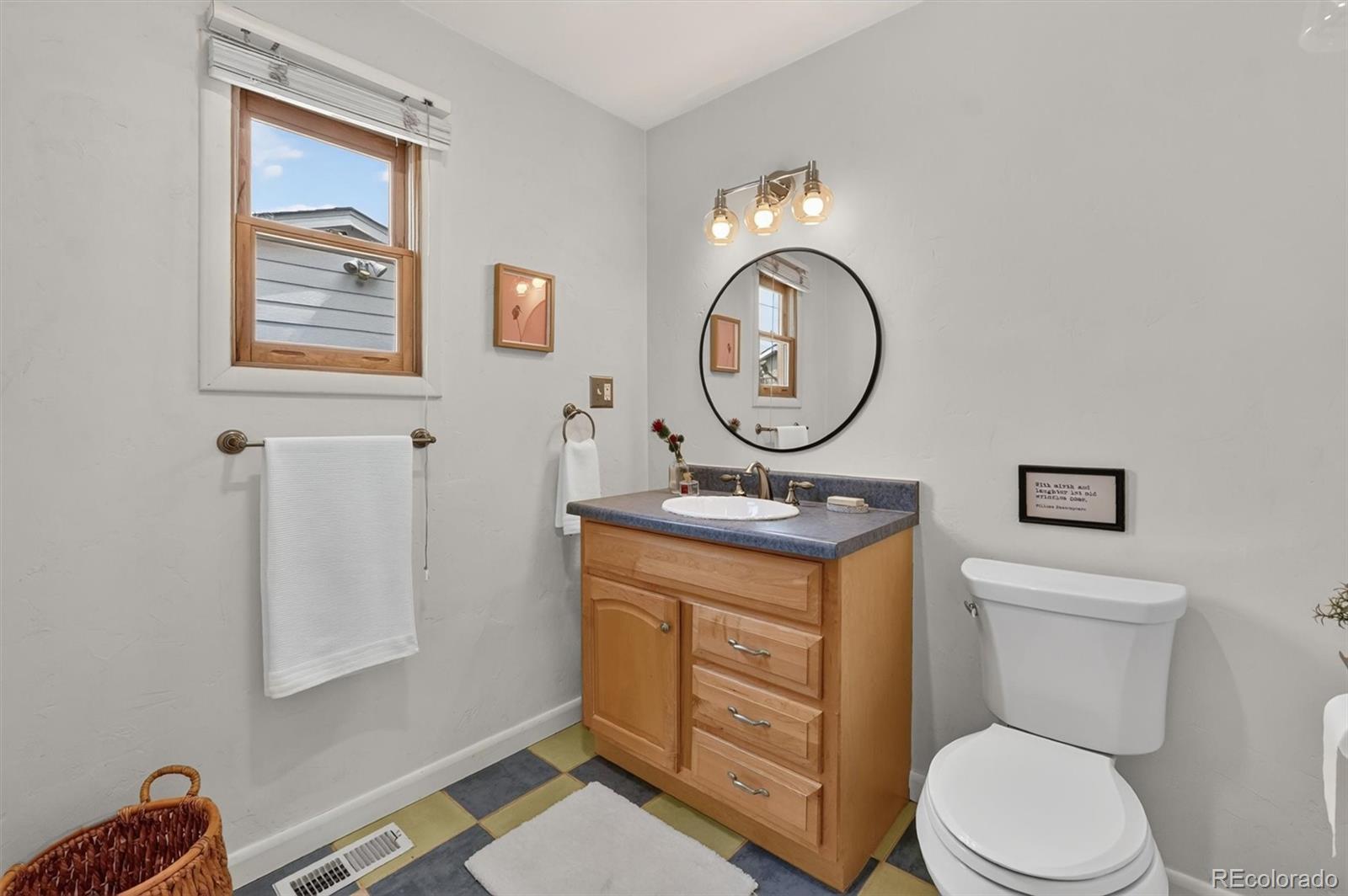 MLS Image #27 for 4044  shoshone street,denver, Colorado