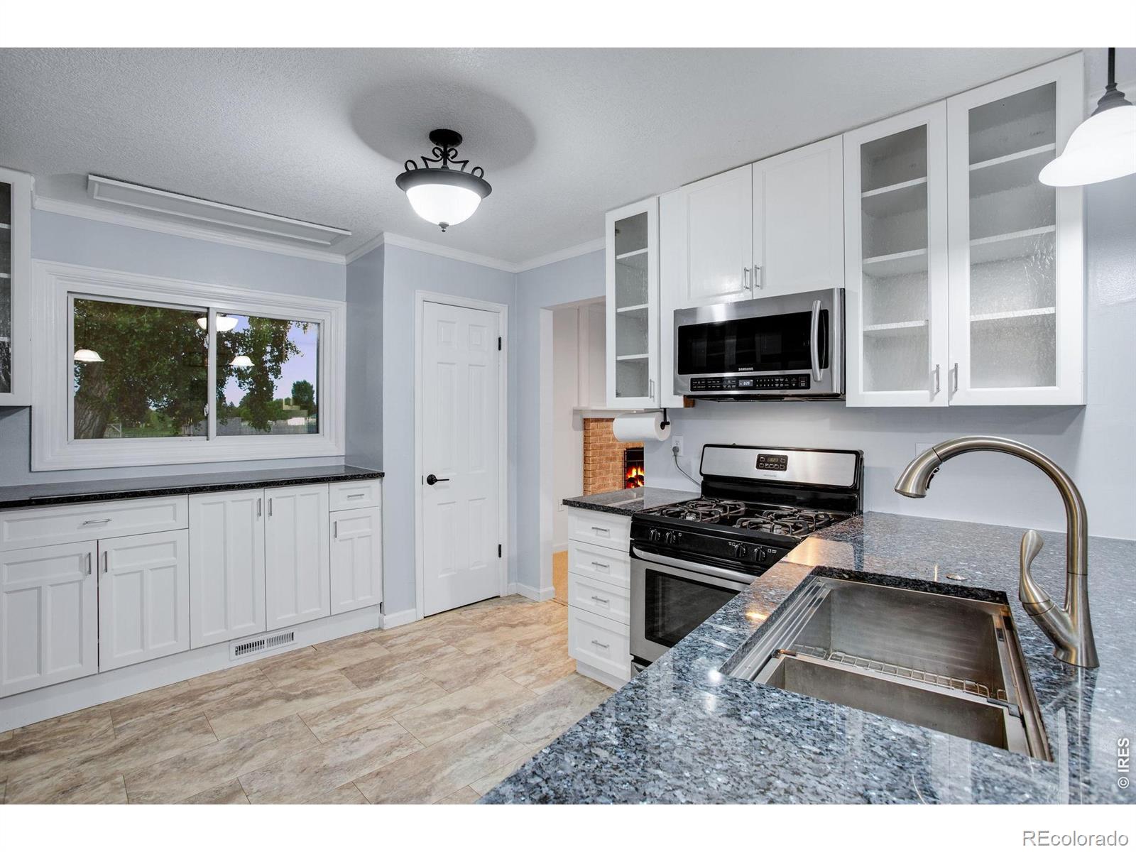 MLS Image #12 for 5416 s timberline road,fort collins, Colorado