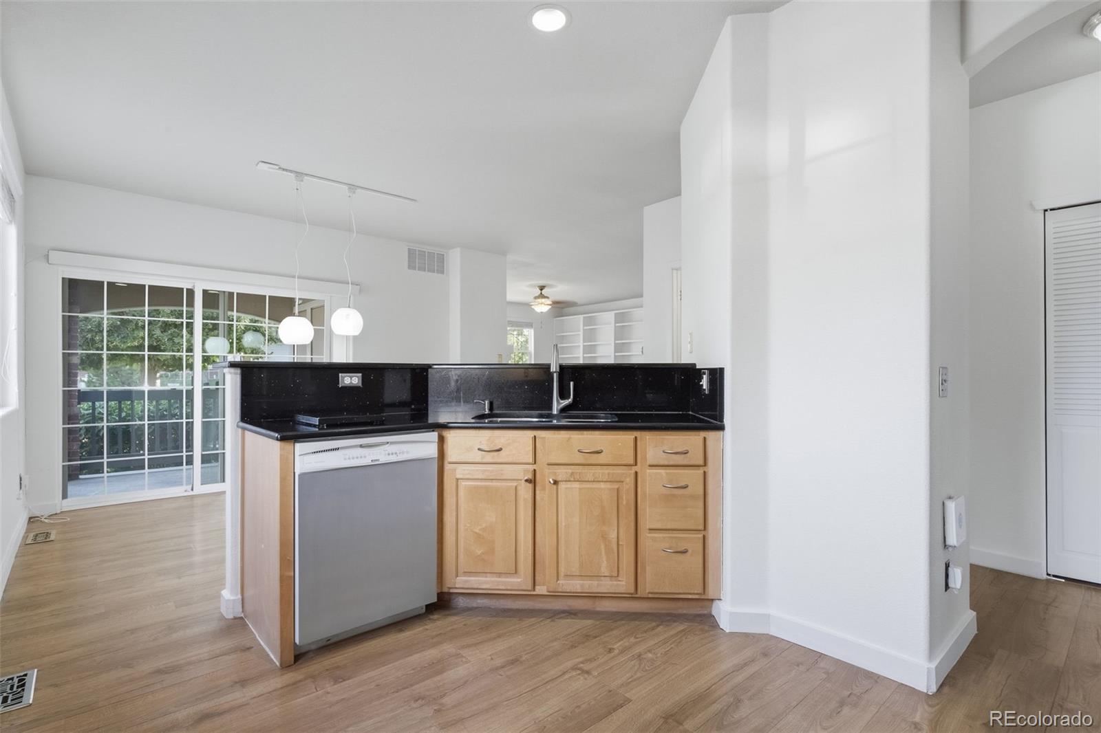 MLS Image #4 for 8948  fox drive,denver, Colorado