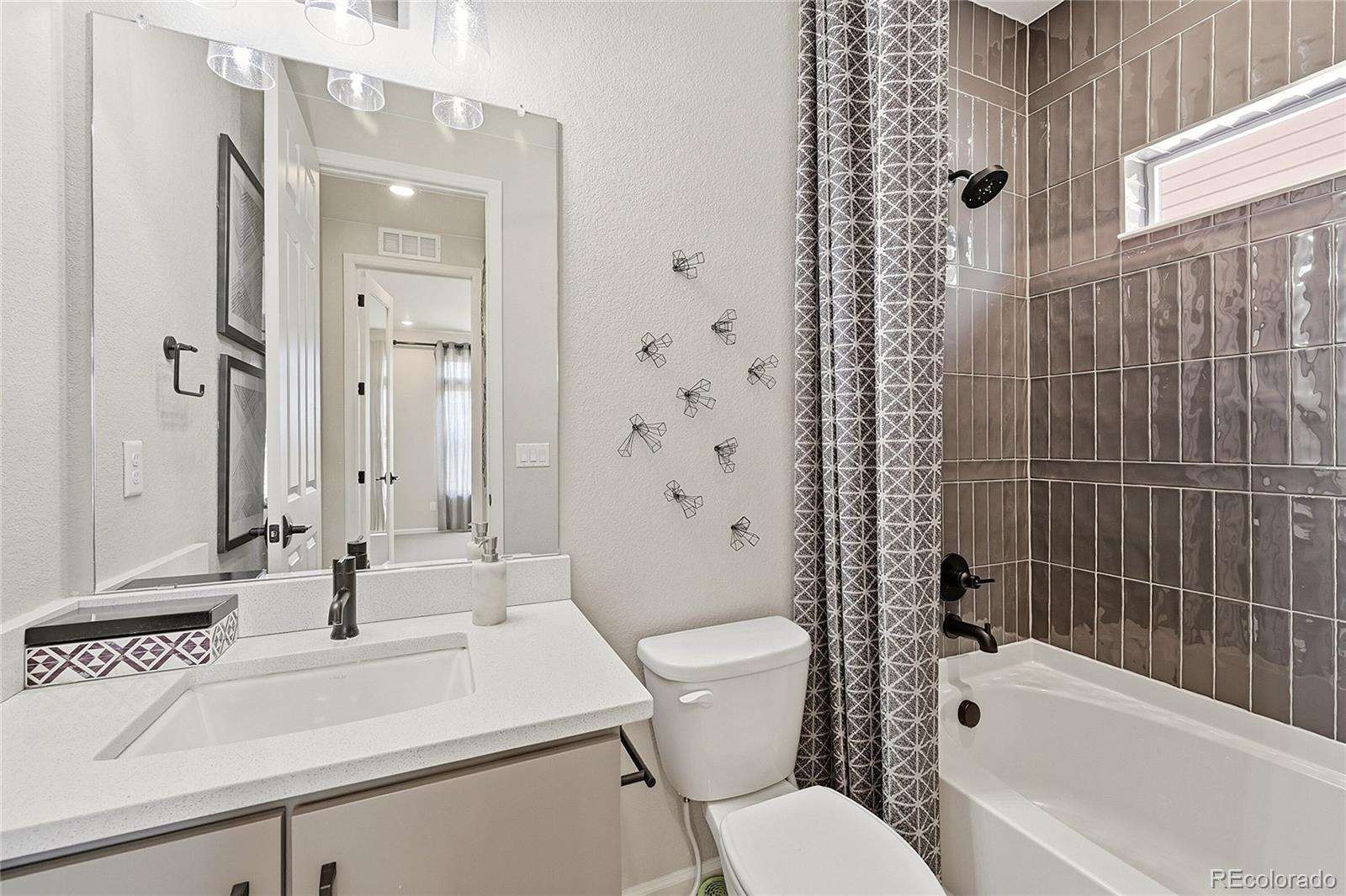 MLS Image #17 for 957  highlands circle,erie, Colorado