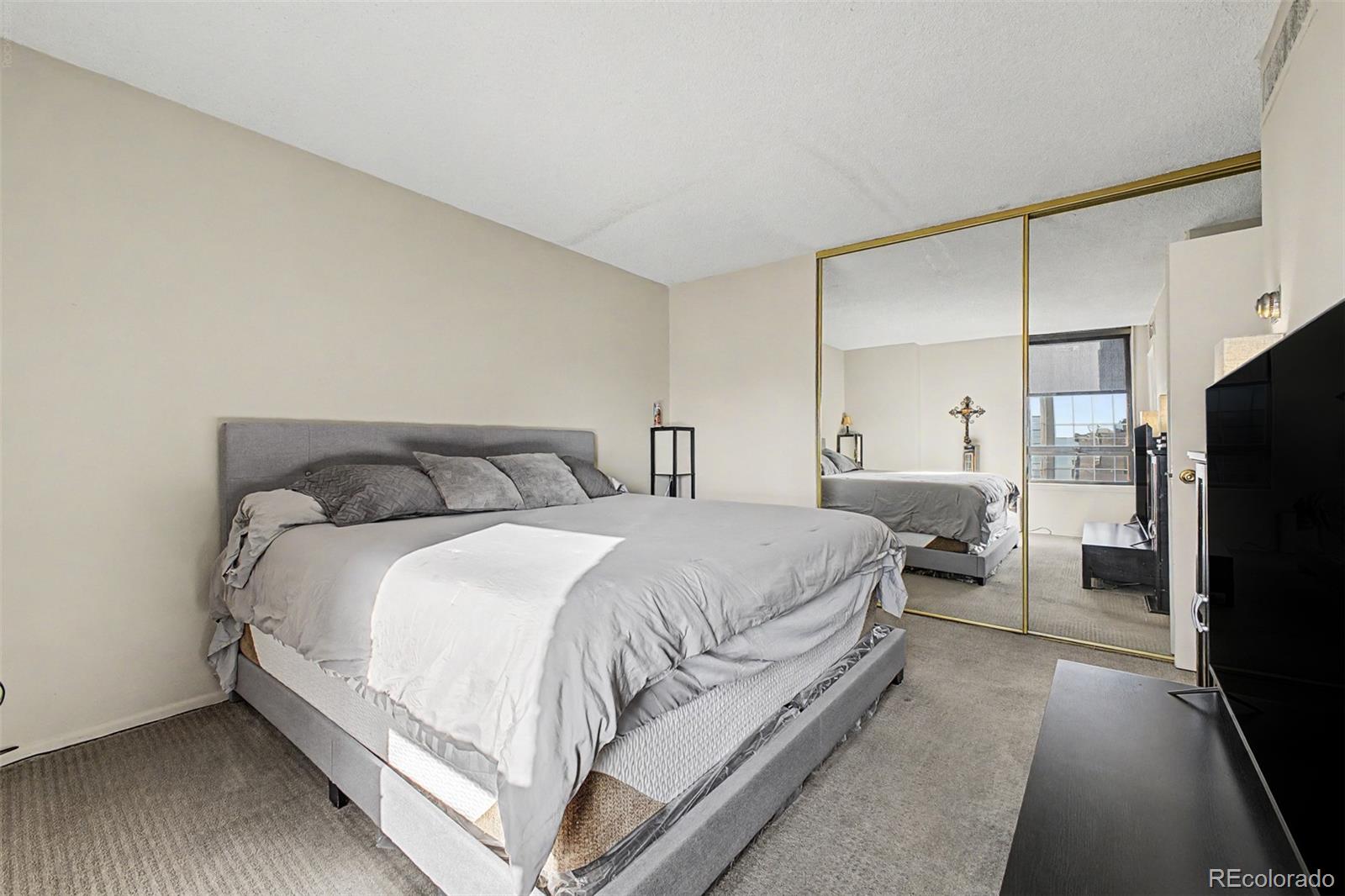 MLS Image #17 for 1020  15th street 40e,denver, Colorado