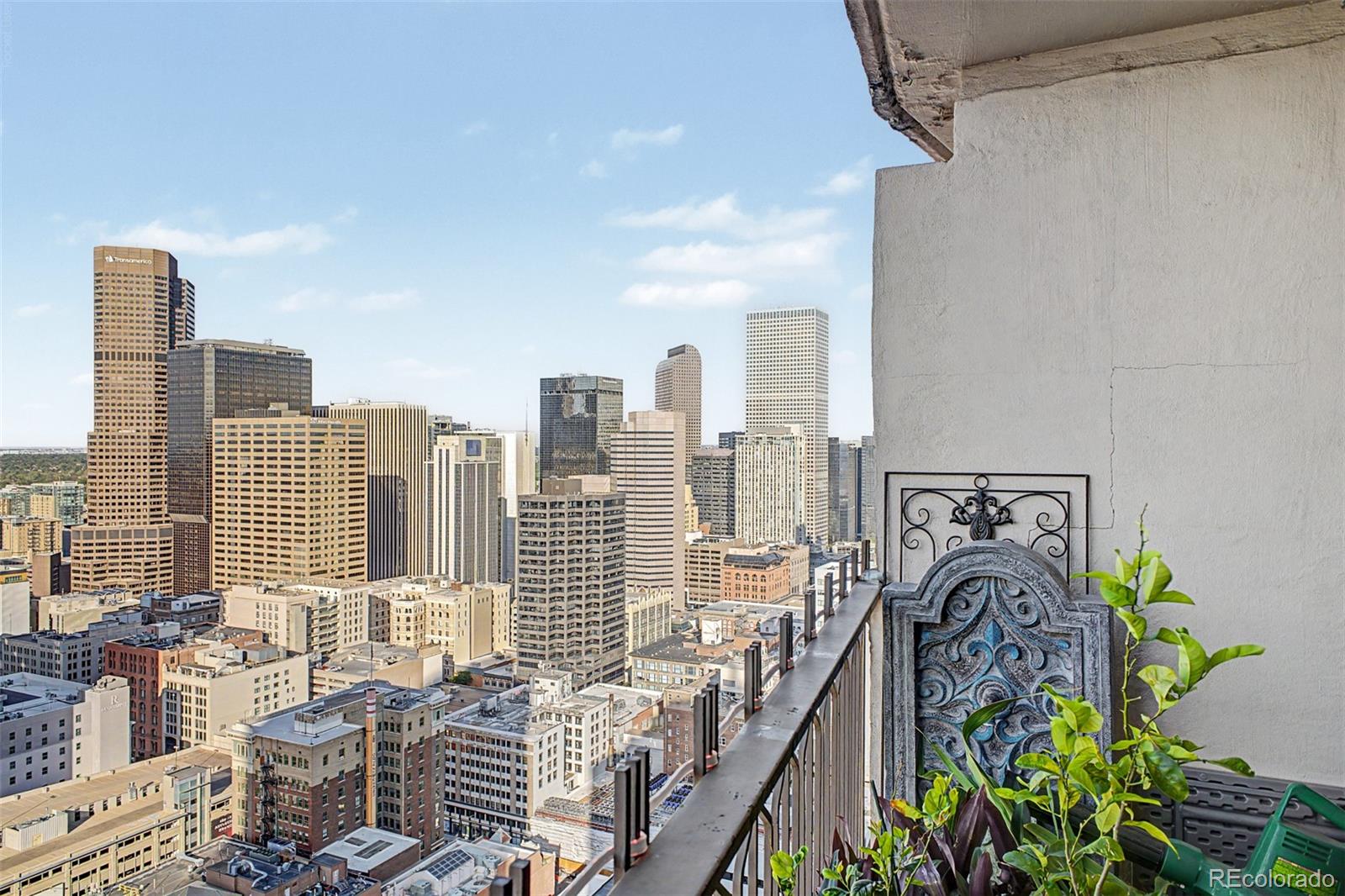 MLS Image #22 for 1020  15th street 40e,denver, Colorado