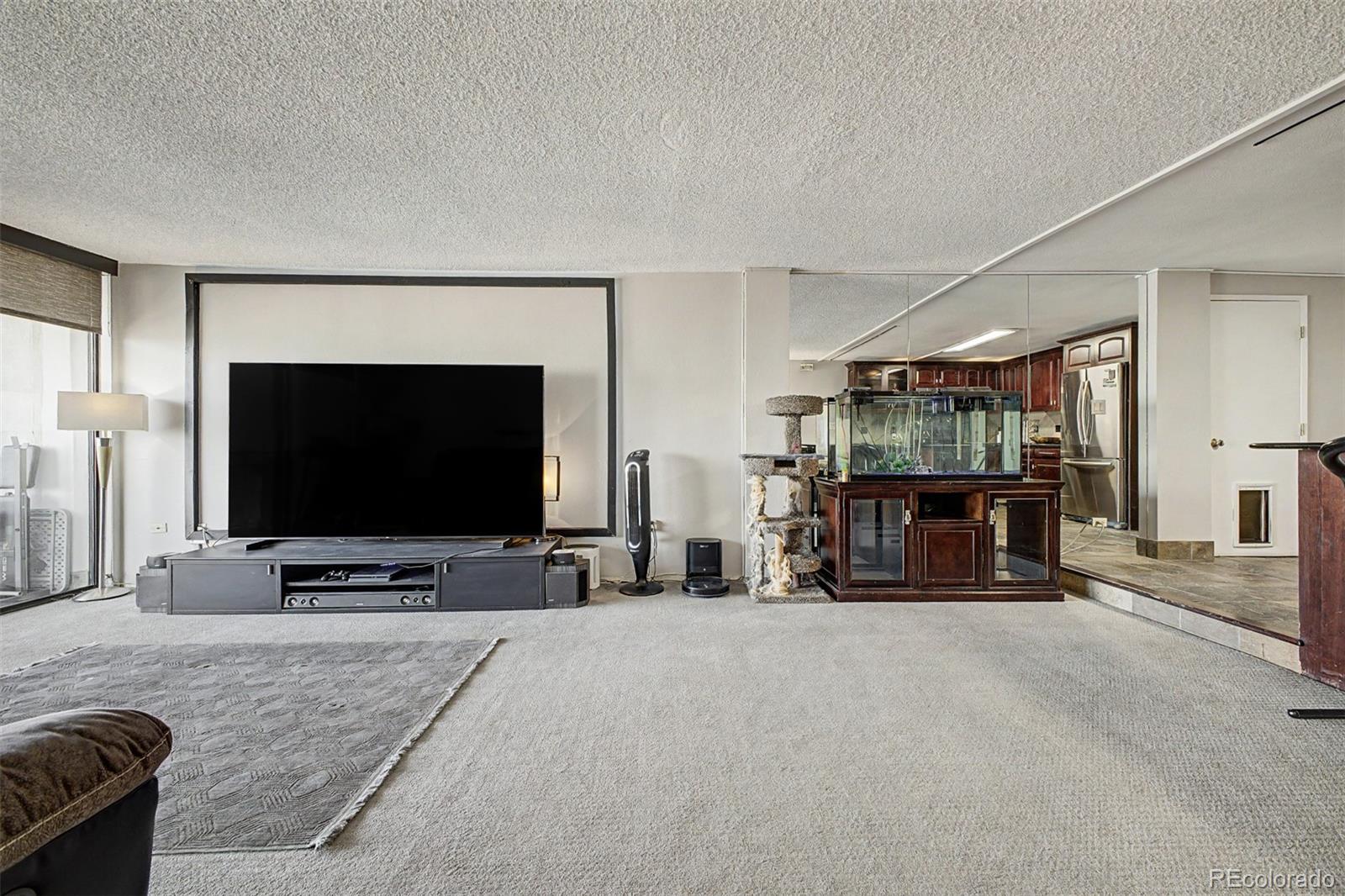 MLS Image #6 for 1020  15th street 40e,denver, Colorado