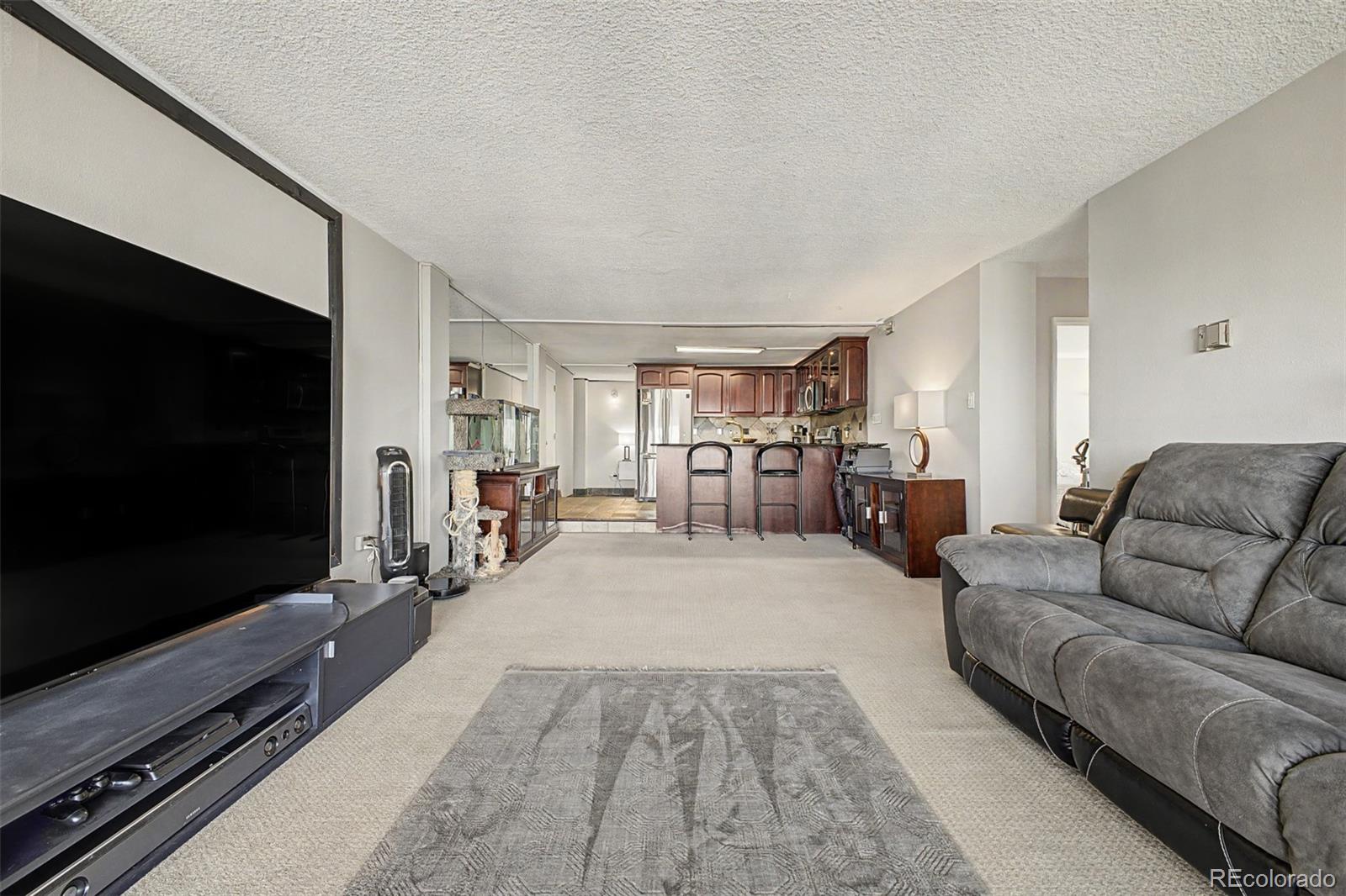 MLS Image #7 for 1020  15th street 40e,denver, Colorado