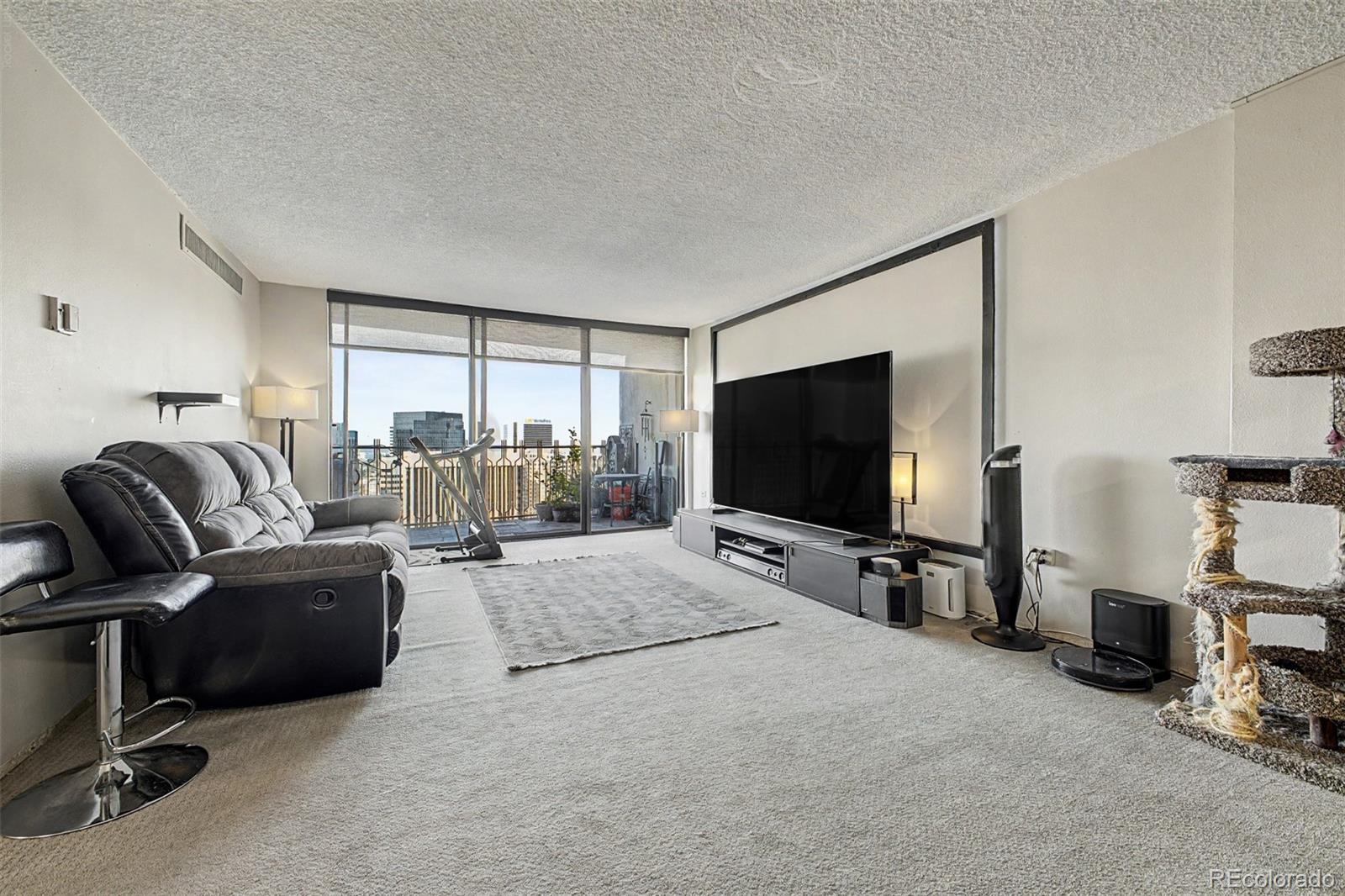MLS Image #9 for 1020  15th street 40e,denver, Colorado