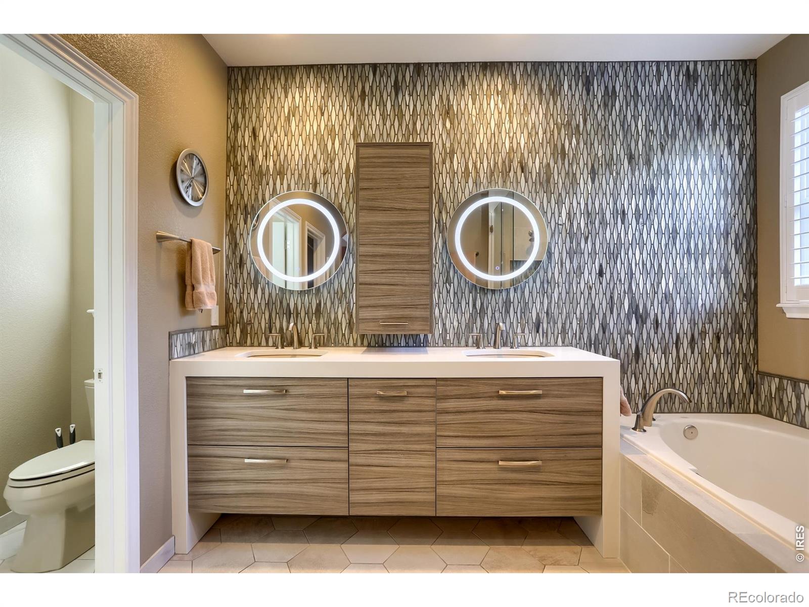 MLS Image #12 for 12915 w 77th drive,arvada, Colorado