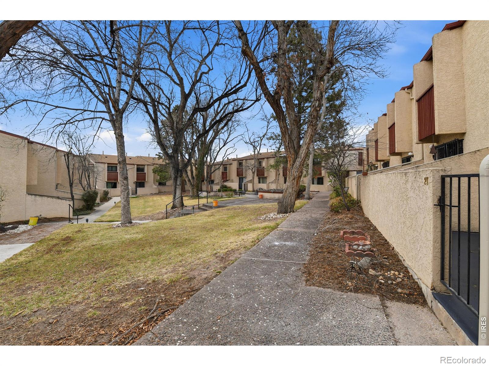 MLS Image #10 for 1060 s parker road 27,denver, Colorado