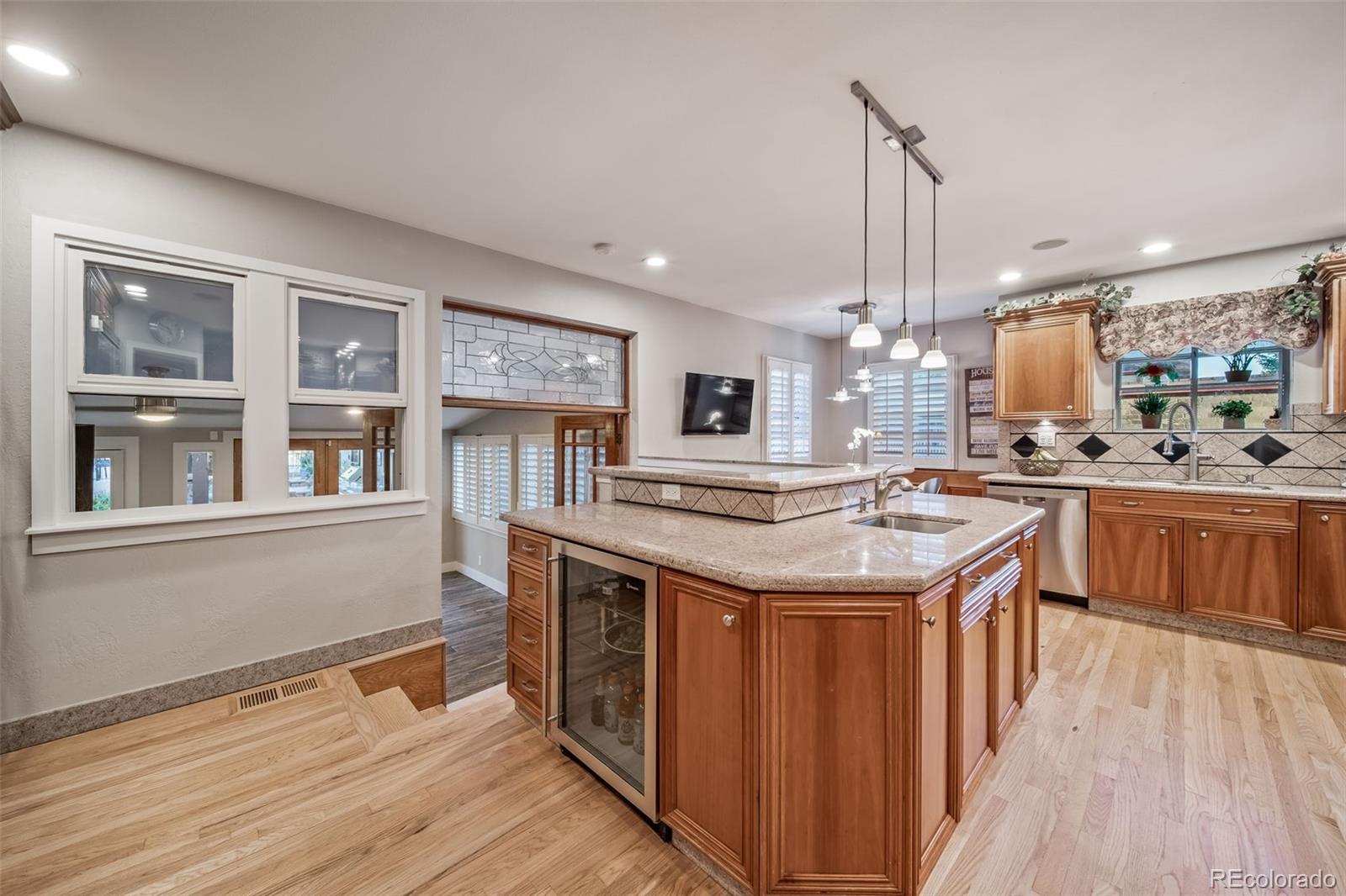 MLS Image #4 for 4560  king street,denver, Colorado