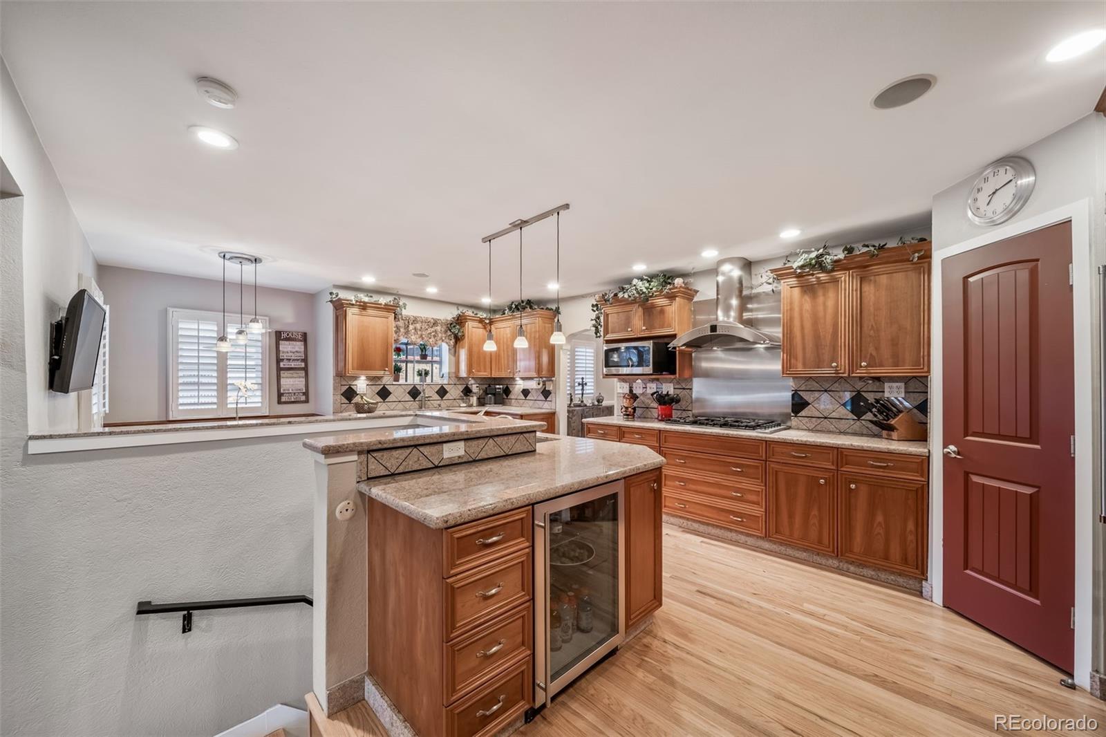 MLS Image #6 for 4560  king street,denver, Colorado