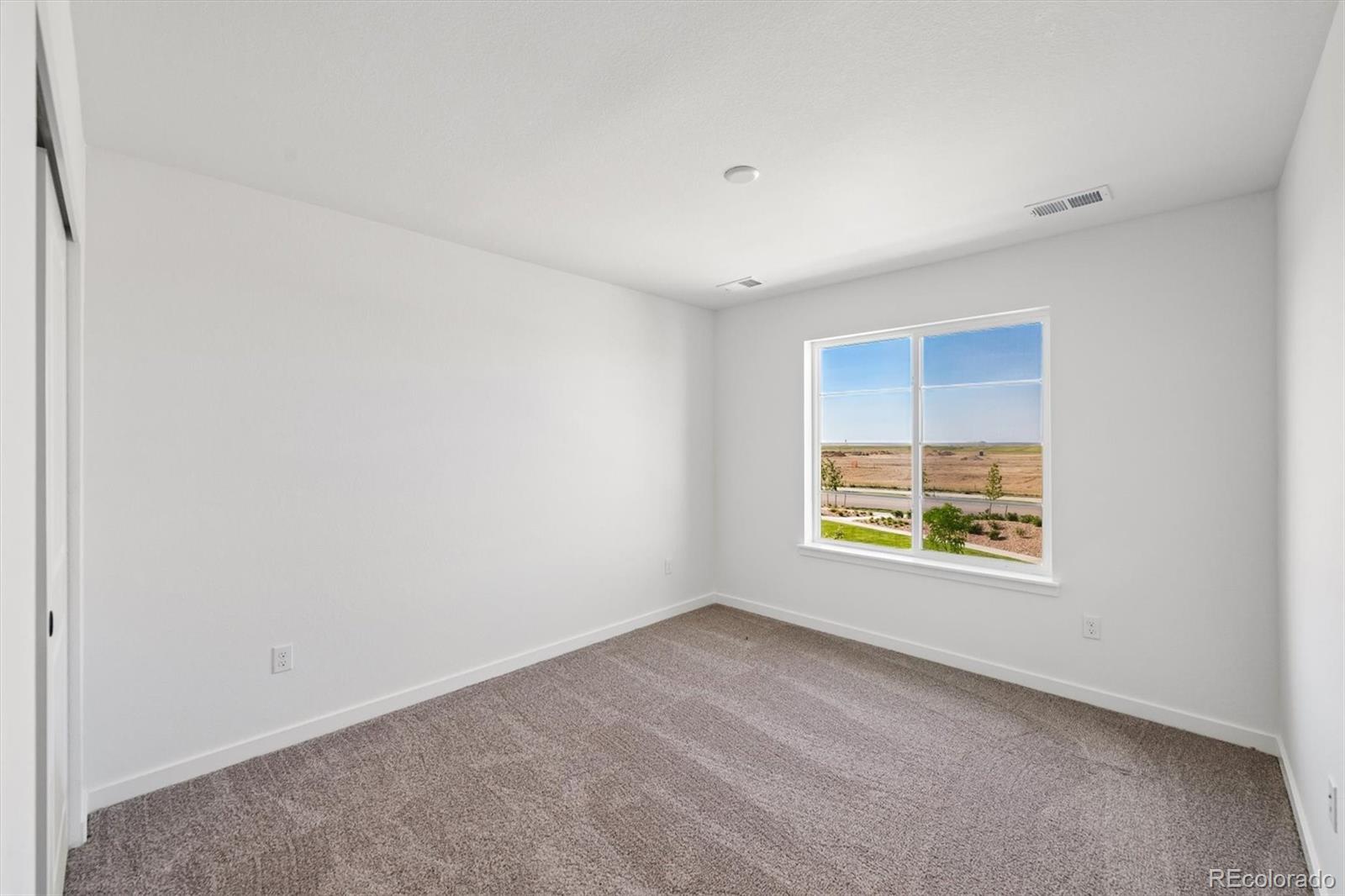 MLS Image #11 for 25060 e 42nd avenue,aurora, Colorado