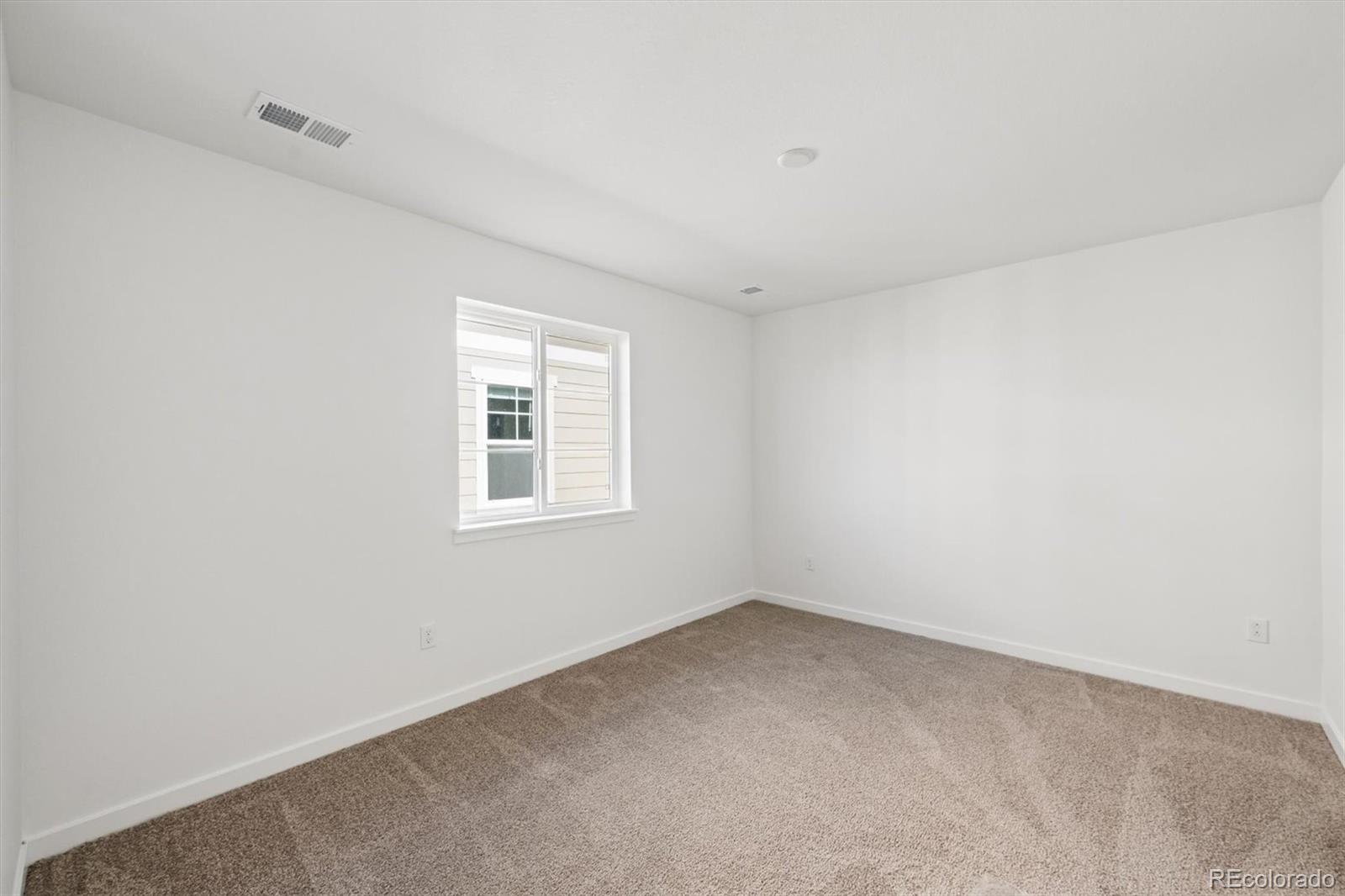 MLS Image #14 for 25060 e 42nd avenue,aurora, Colorado