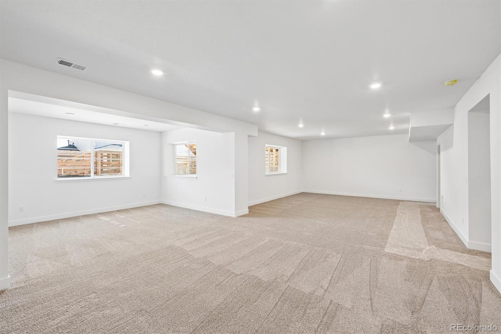 MLS Image #19 for 25060 e 42nd avenue,aurora, Colorado