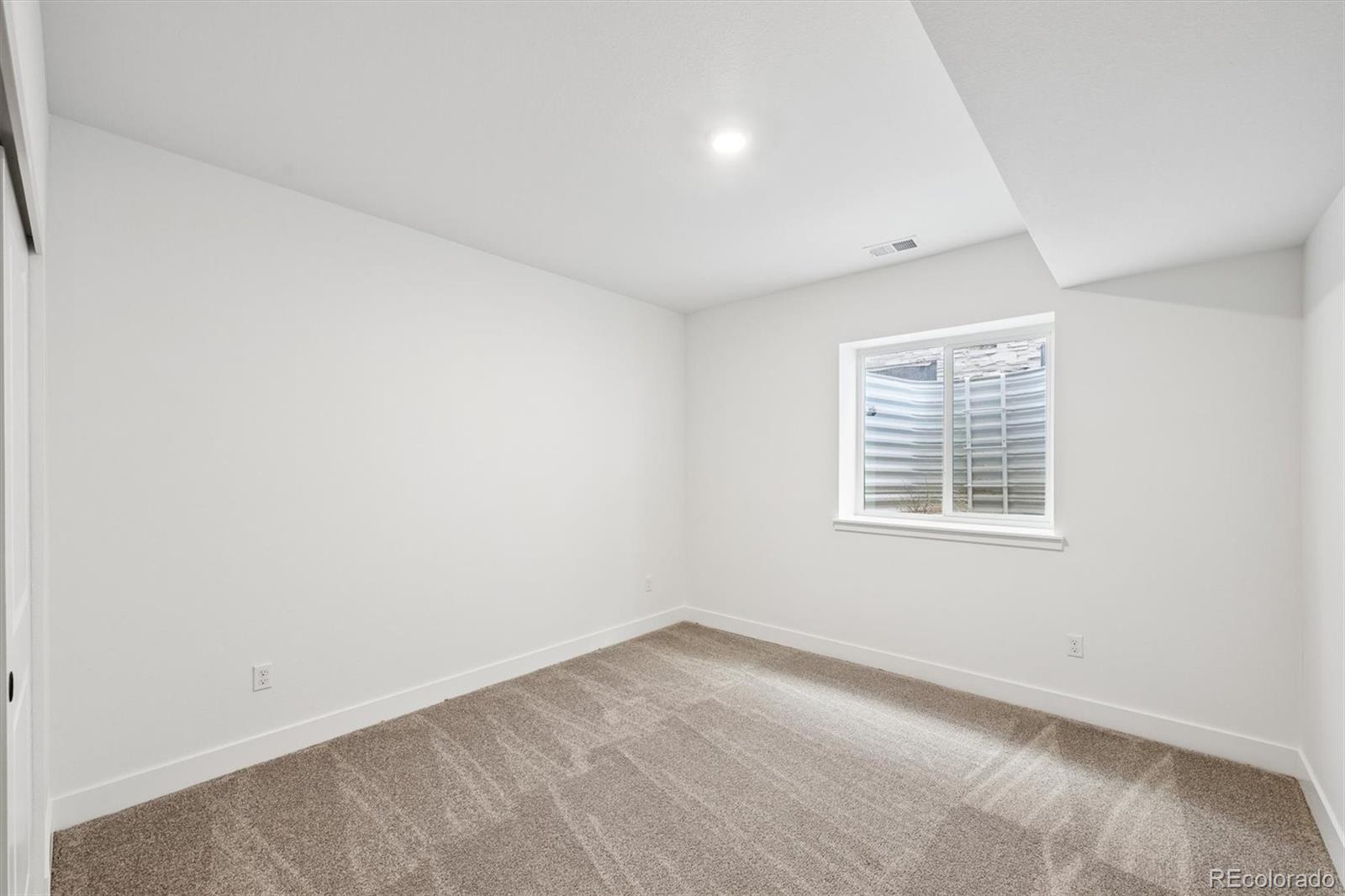MLS Image #20 for 25060 e 42nd avenue,aurora, Colorado