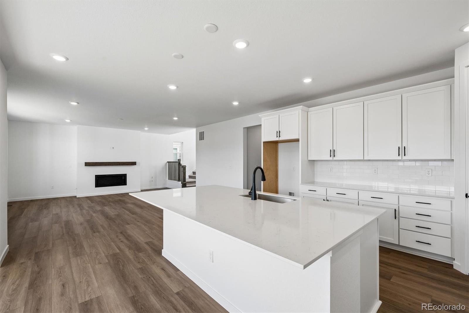 MLS Image #6 for 25060 e 42nd avenue,aurora, Colorado