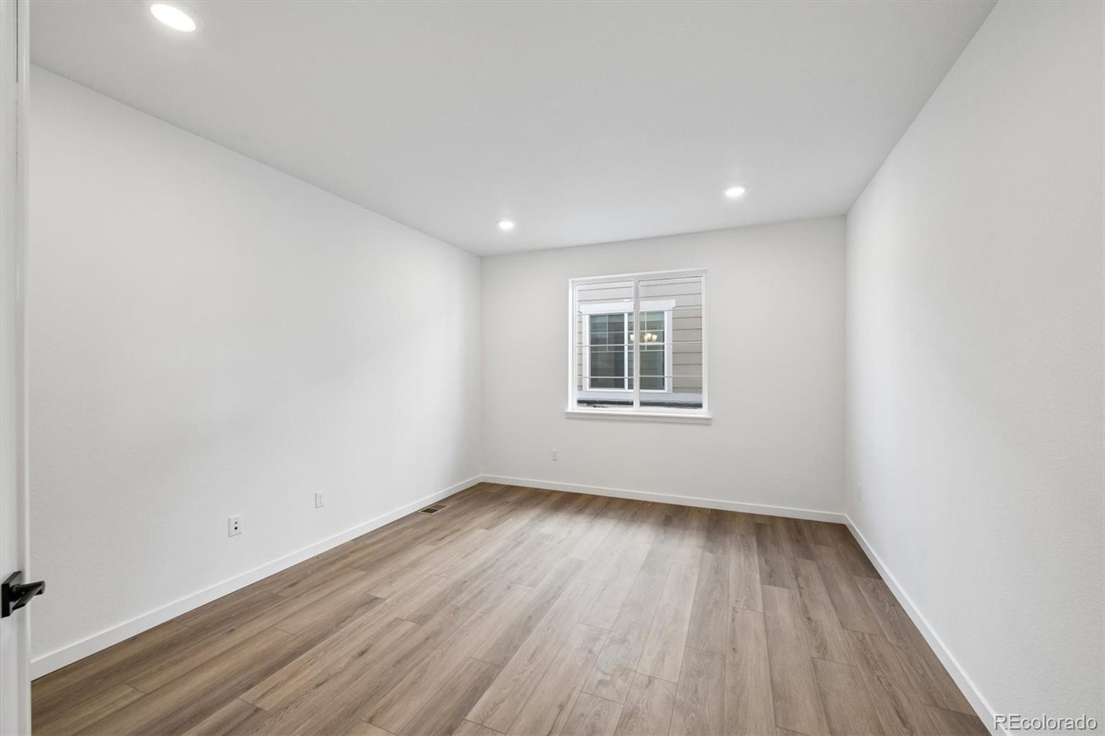 MLS Image #7 for 25060 e 42nd avenue,aurora, Colorado