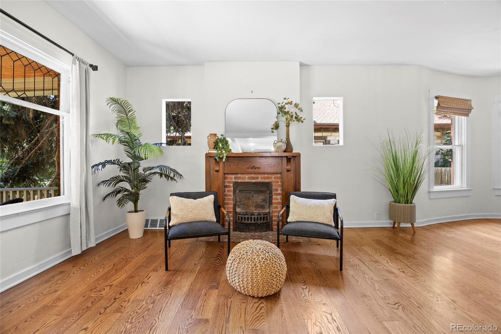 MLS Image #10 for 1251 s gaylord street,denver, Colorado
