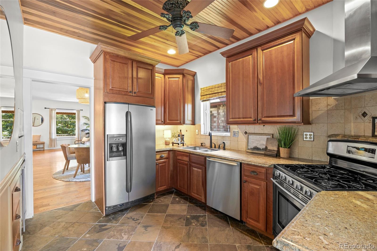 MLS Image #11 for 1251 s gaylord street,denver, Colorado