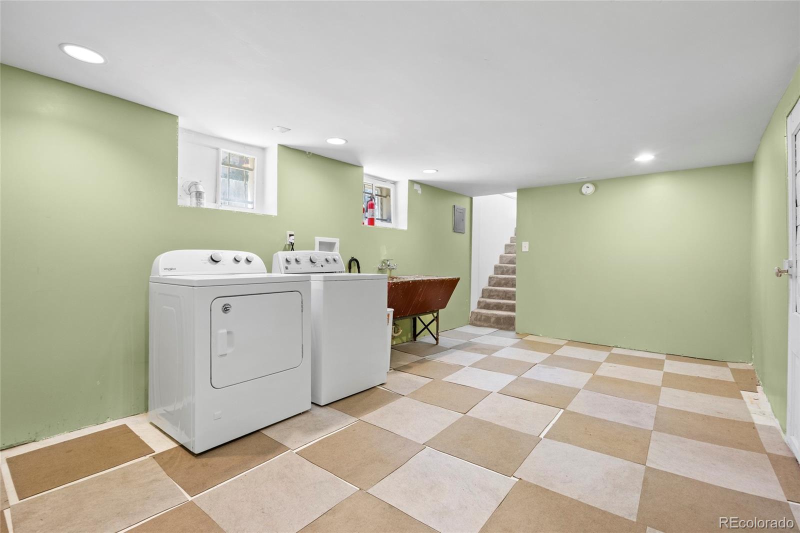 MLS Image #31 for 1251 s gaylord street,denver, Colorado