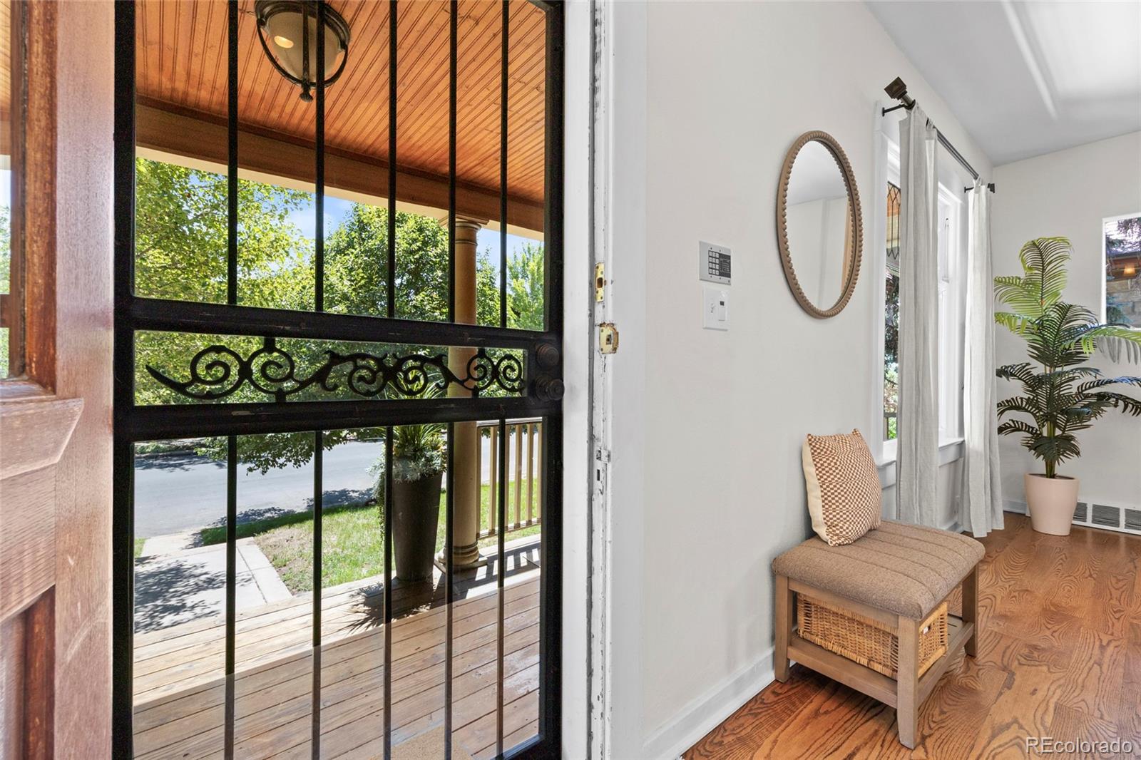 MLS Image #4 for 1251 s gaylord street,denver, Colorado