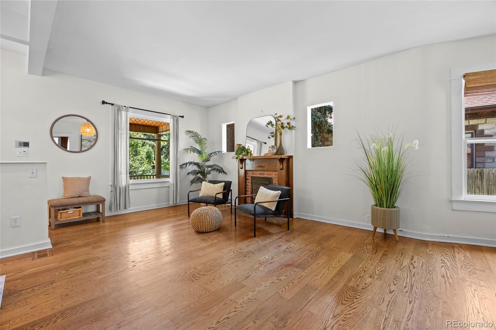 MLS Image #7 for 1251 s gaylord street,denver, Colorado