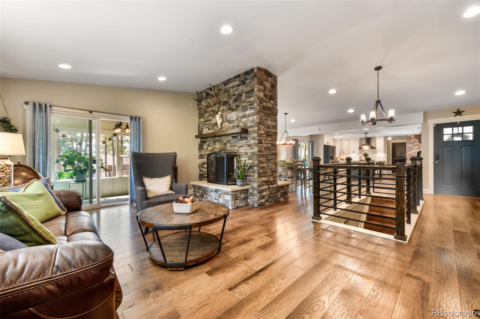 MLS Image #11 for 435  wolverine way,monument, Colorado