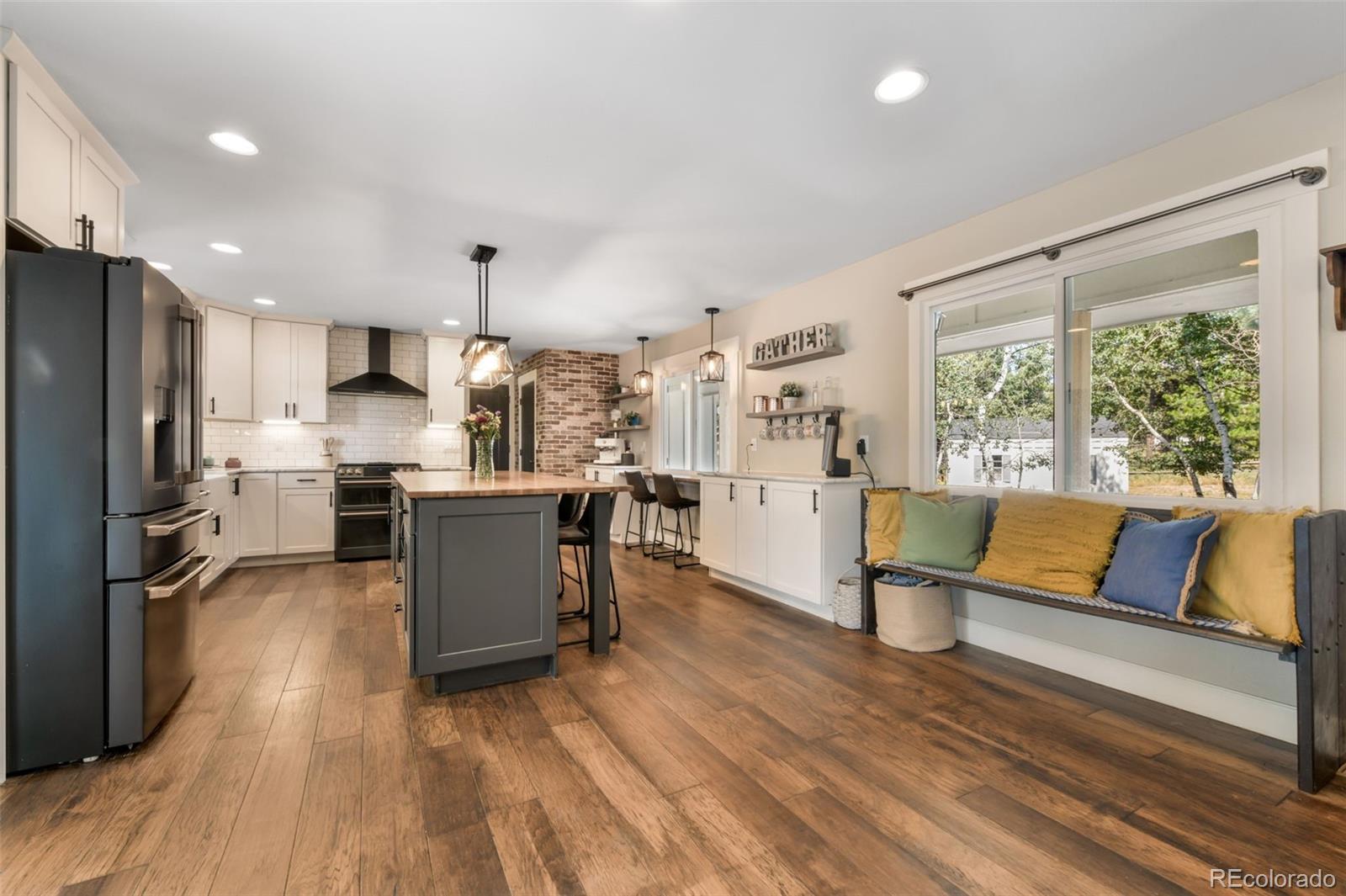 MLS Image #5 for 435  wolverine way,monument, Colorado