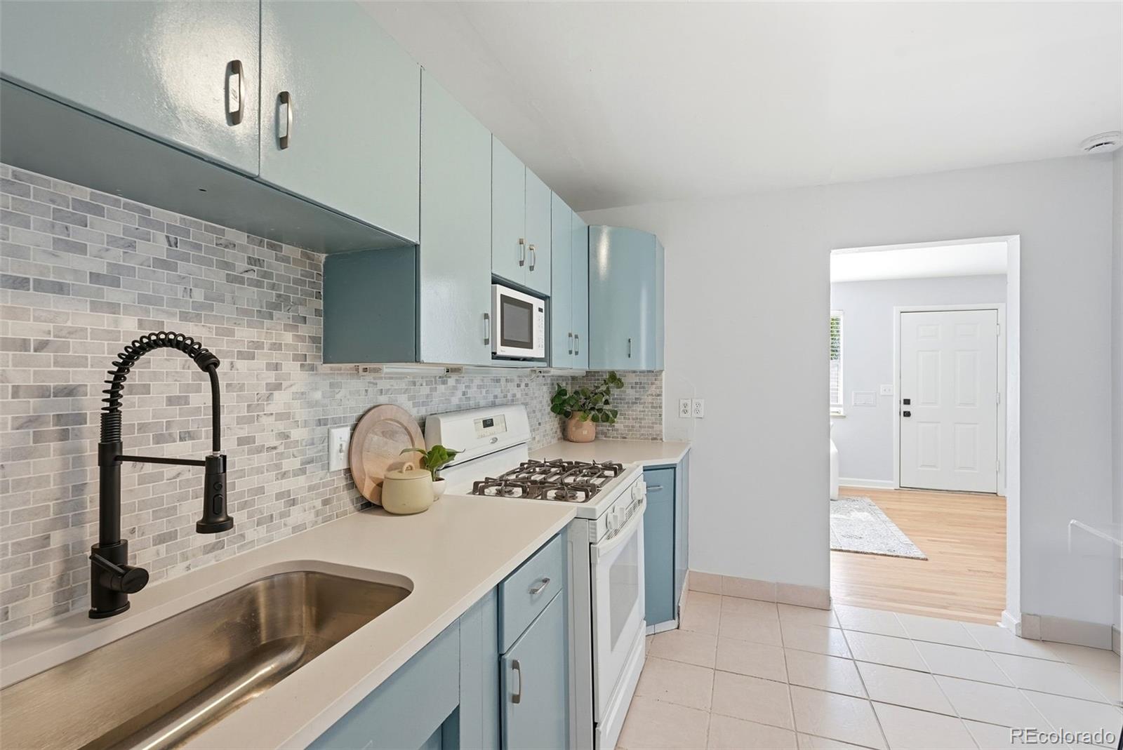MLS Image #11 for 2692 s acoma street ,denver, Colorado