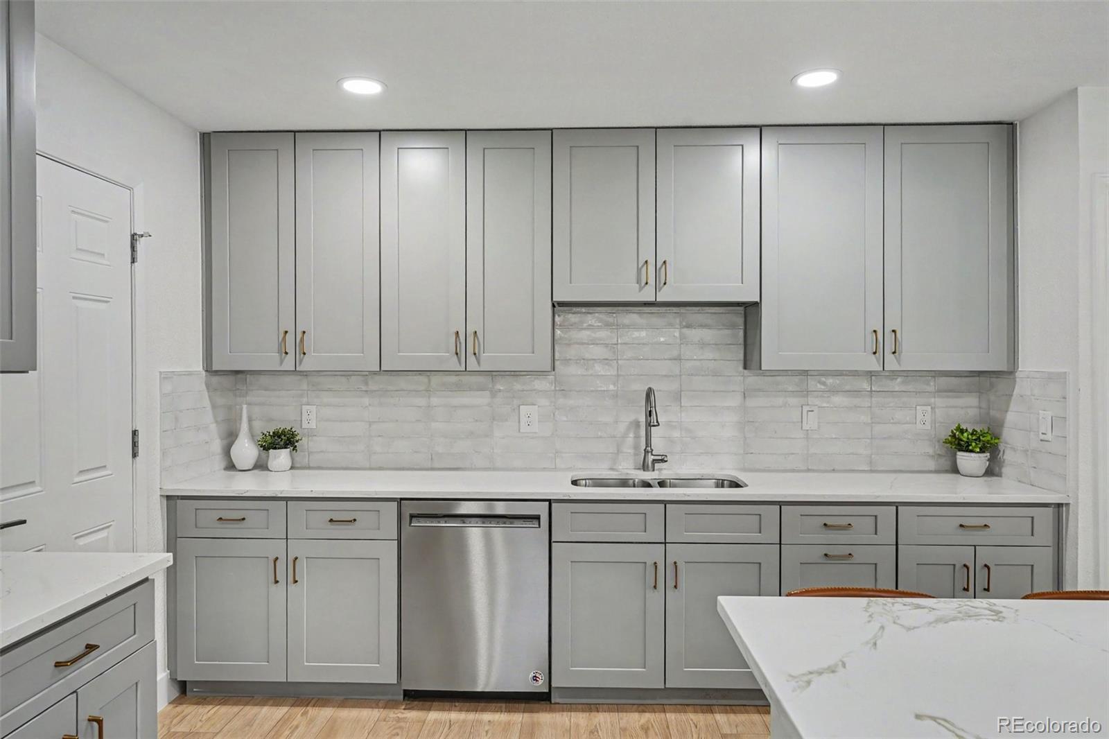 MLS Image #9 for 4645 s akron street,greenwood village, Colorado