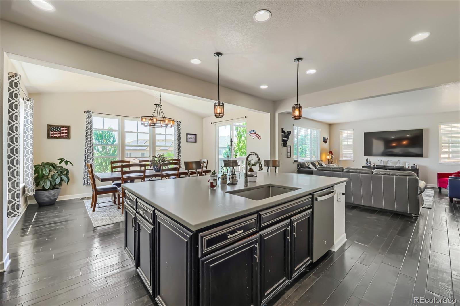 MLS Image #2 for 4949 s valdai way,aurora, Colorado
