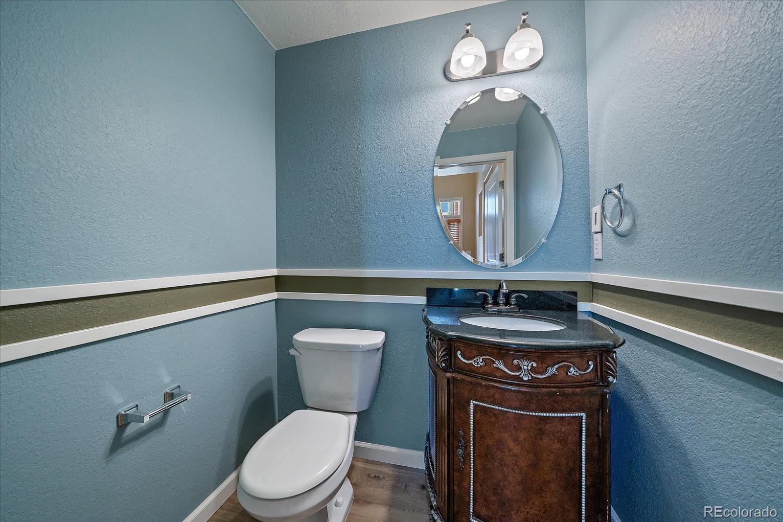 MLS Image #16 for 8946 e nichols place,englewood, Colorado