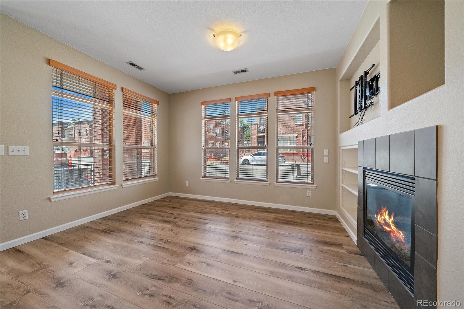 MLS Image #6 for 8946 e nichols place,englewood, Colorado