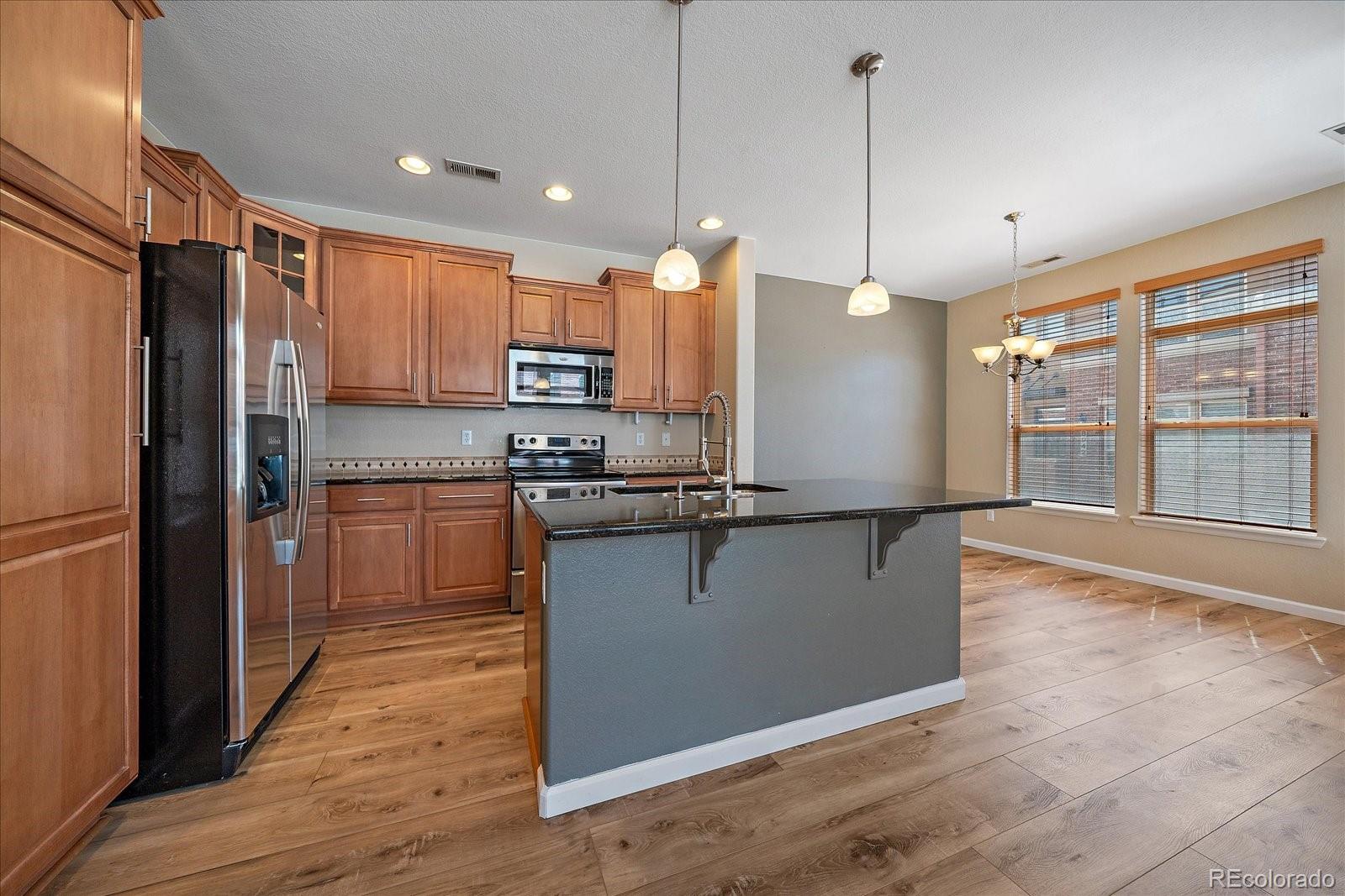 MLS Image #8 for 8946 e nichols place,englewood, Colorado