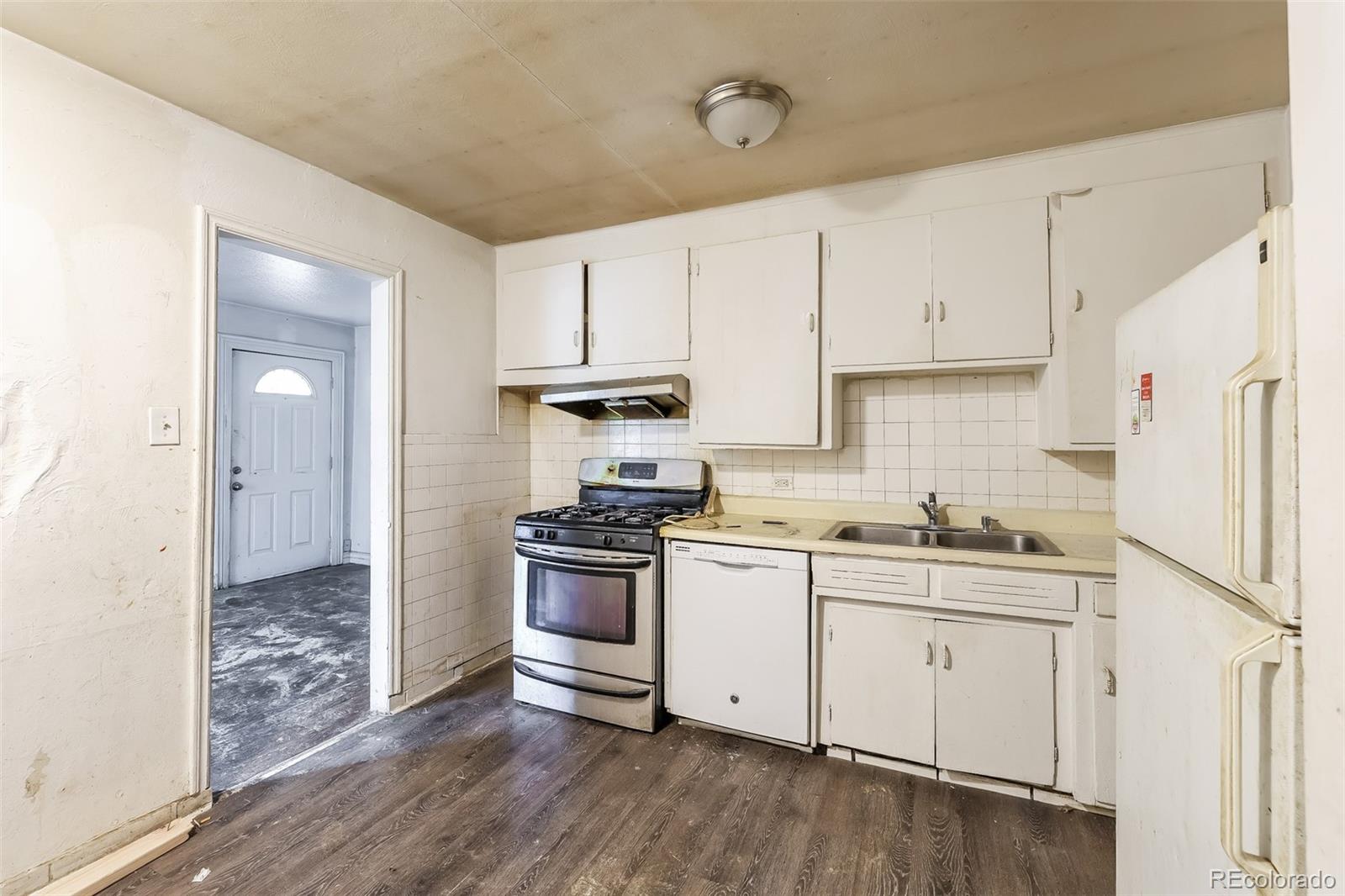 MLS Image #7 for 1585  verbena street,denver, Colorado