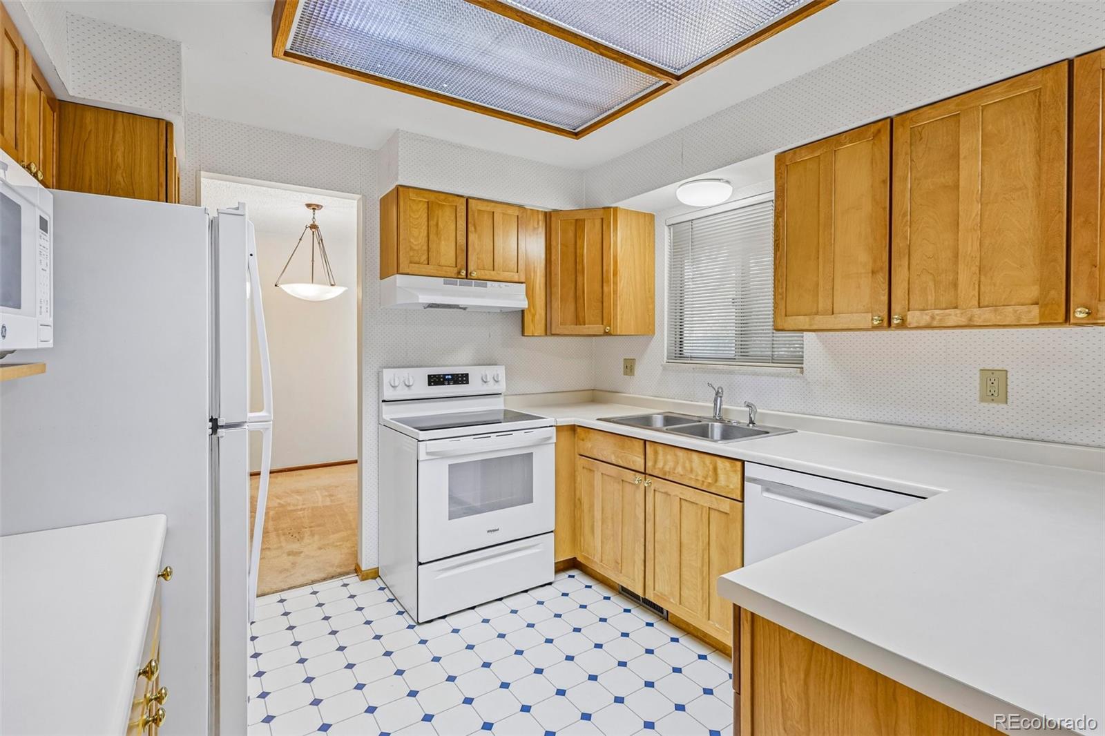 MLS Image #13 for 7521 s downing street,littleton, Colorado