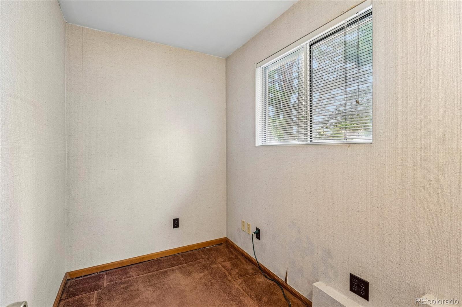 MLS Image #27 for 7521 s downing street,littleton, Colorado