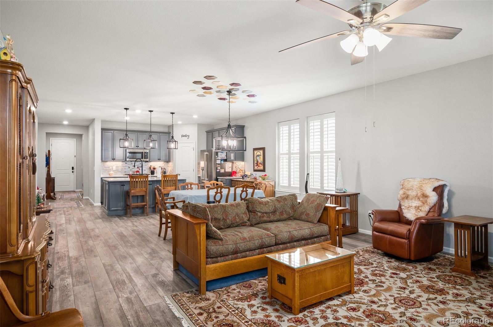 MLS Image #12 for 27571 e 7th drive,aurora, Colorado