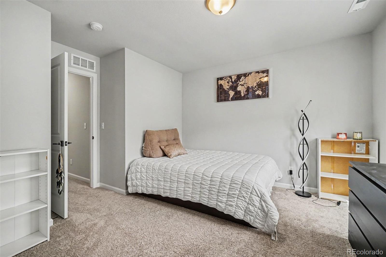MLS Image #17 for 2941 s flat circle,longmont, Colorado
