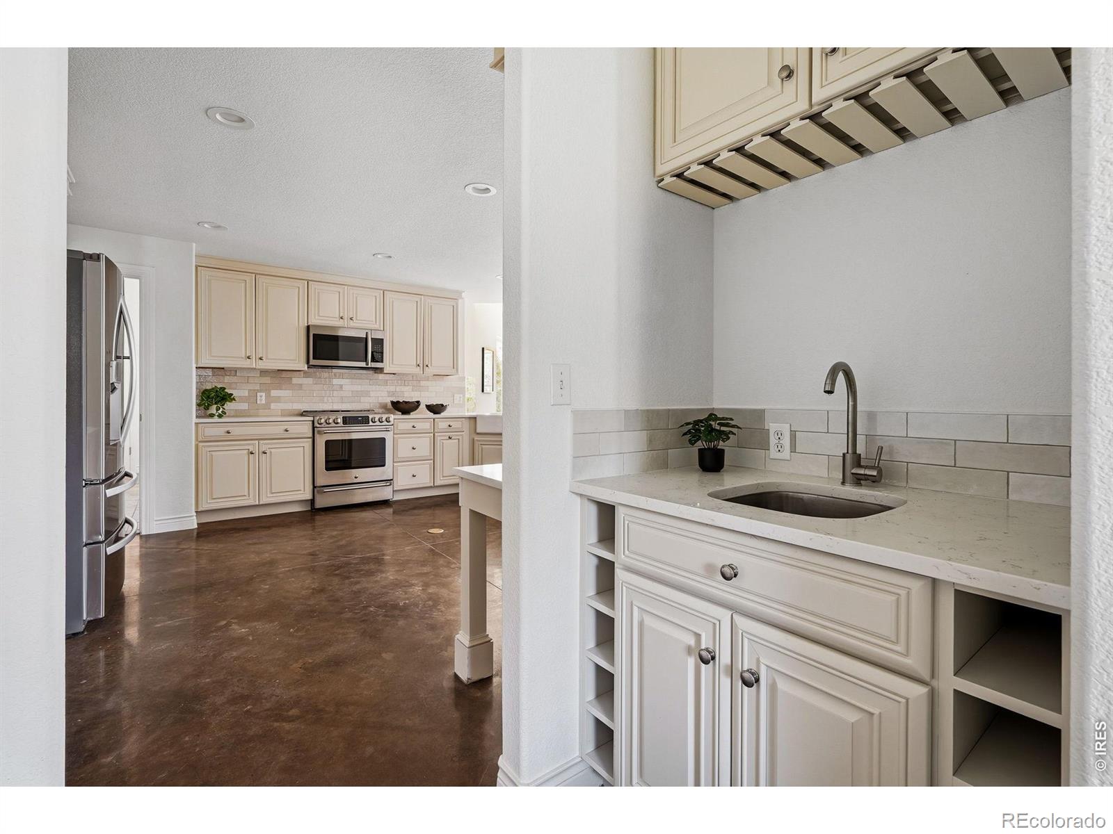 MLS Image #23 for 2554  dutch court,lafayette, Colorado