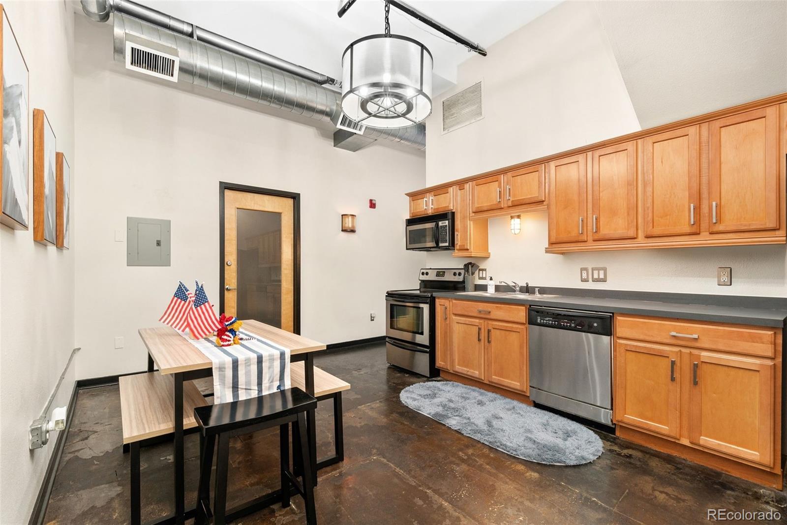 MLS Image #6 for 2142  curtis street,denver, Colorado