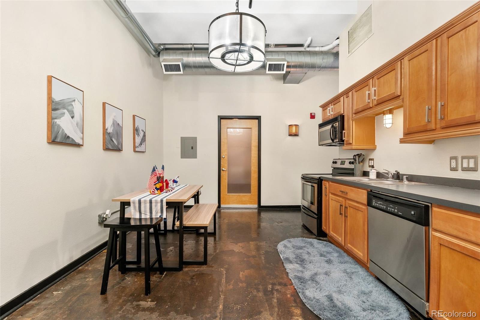 MLS Image #7 for 2142  curtis street,denver, Colorado