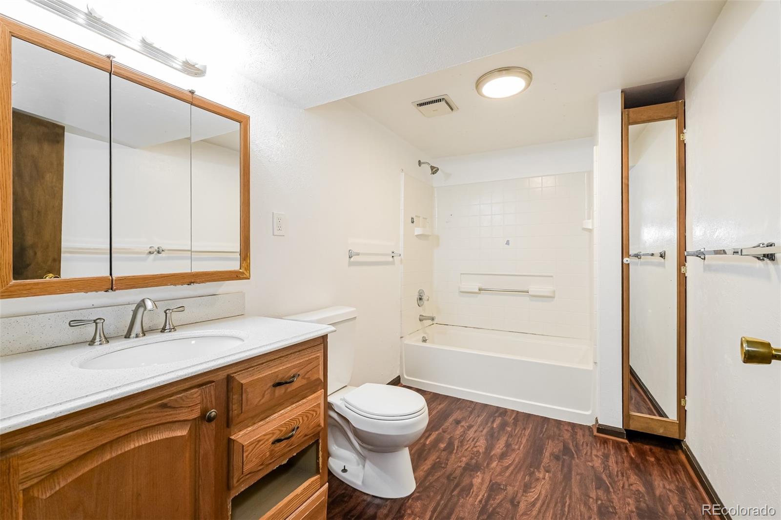 MLS Image #17 for 8055 e bethany place,denver, Colorado