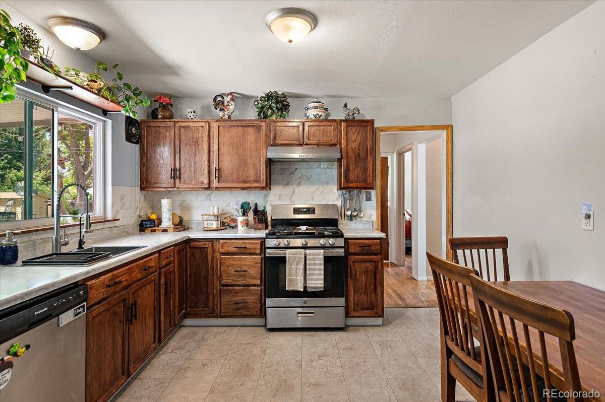 MLS Image #3 for 1120  alexander circle,pueblo, Colorado