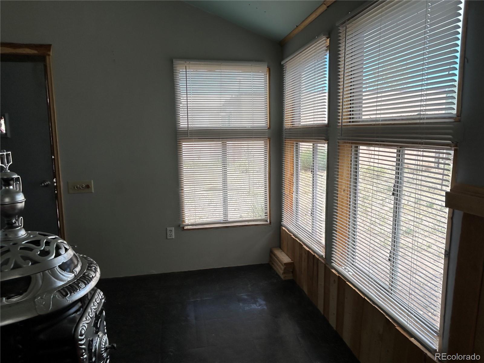 MLS Image #8 for 319  palisade court,crestone, Colorado
