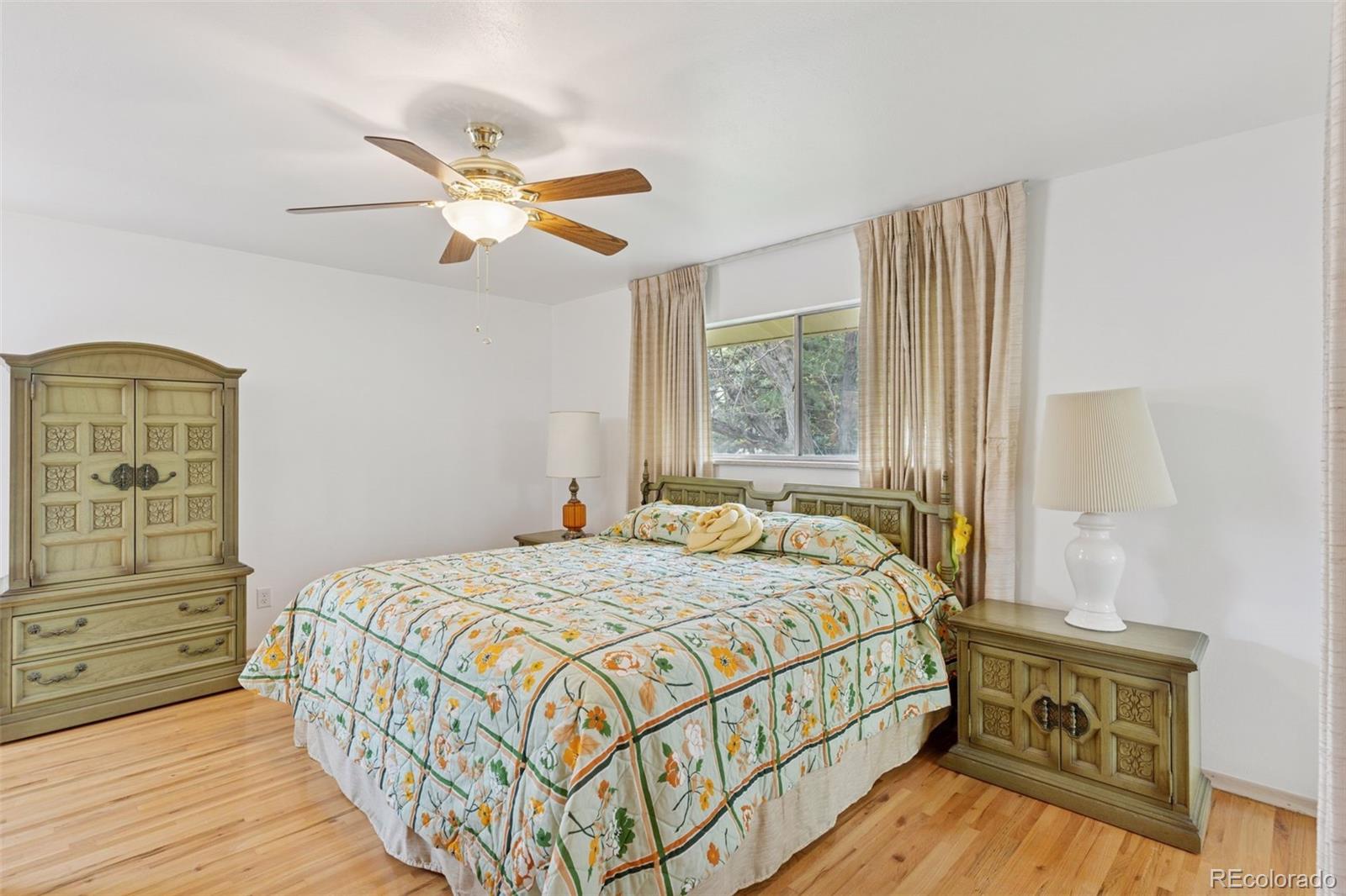 MLS Image #11 for 8484 e radcliff avenue,denver, Colorado